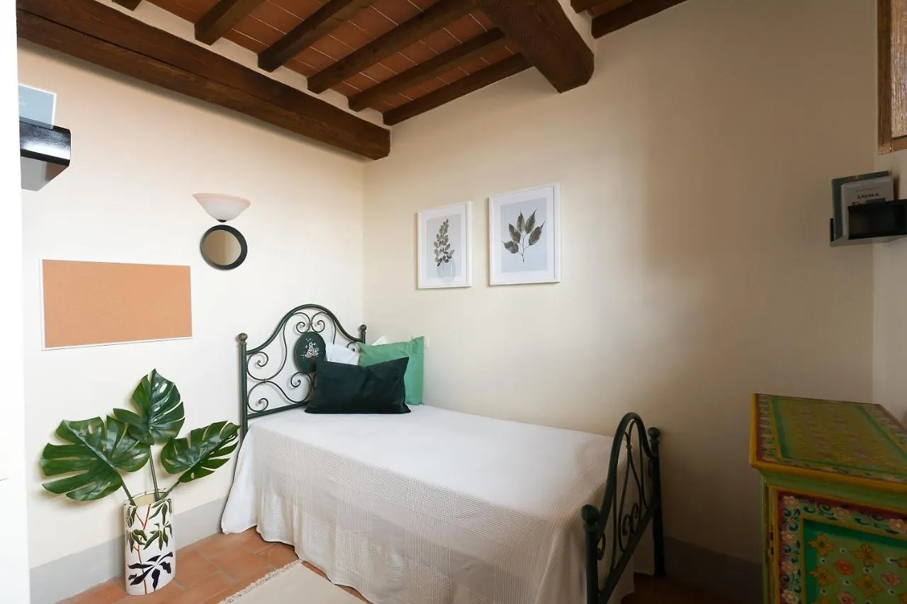 Appartamento Casa Franci Contignano Italia